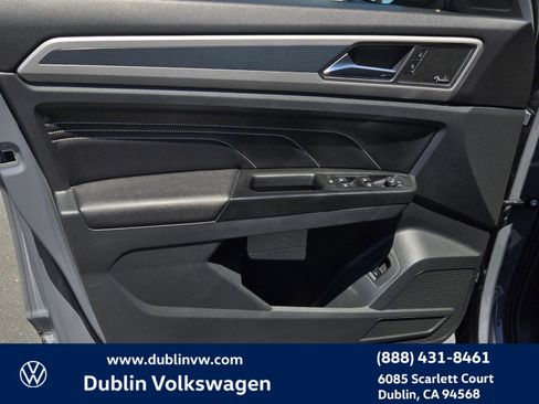 Used 2020 Volkswagen Atlas Cross Sport SEL Premium AWD/4WD image 10