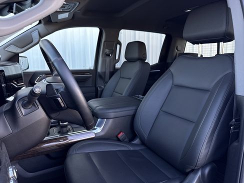 Used 2025 GMC Sierra 1500 Elevation w/ Elevation Premium Package image 14