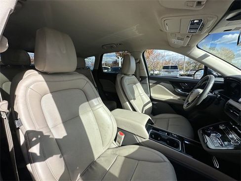 Certified 2022 Lincoln Corsair AWD w/ Equipment Group 101A image 35