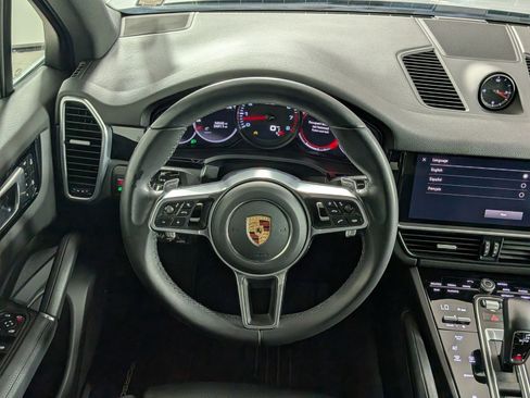 Certified 2023 Porsche Cayenne Platinum Edition AWD/4WD image 15