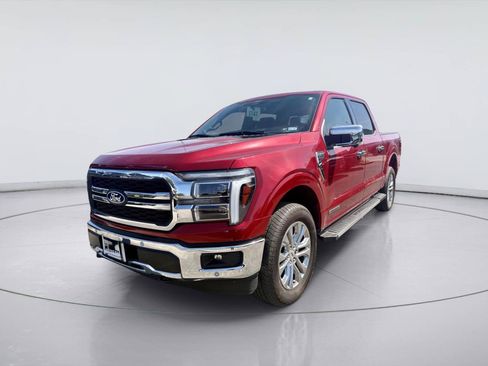 Used 2025 Ford F150 Lariat w/ Equipment Group 502A High AWD/4WD image 9
