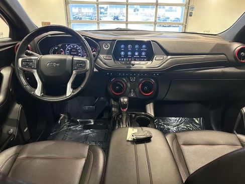 Used 2021 Chevrolet Blazer RS w/ Enhanced Convenience Package image 9