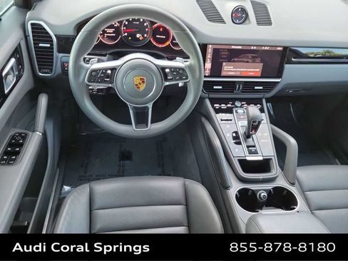 Used 2021 Porsche Cayenne image 18