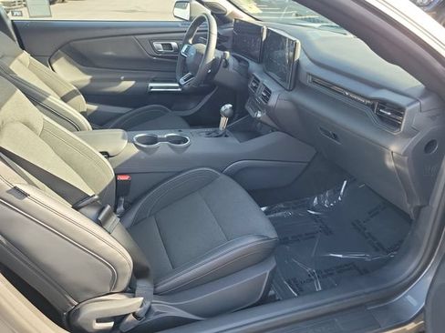 Used 2026 Ford Mustang Coupe RWD image 16