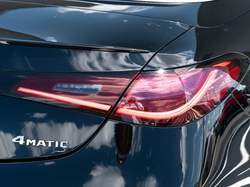Used 2024 Mercedes-Benz CLE 300 4MATIC Cabriolet image 14