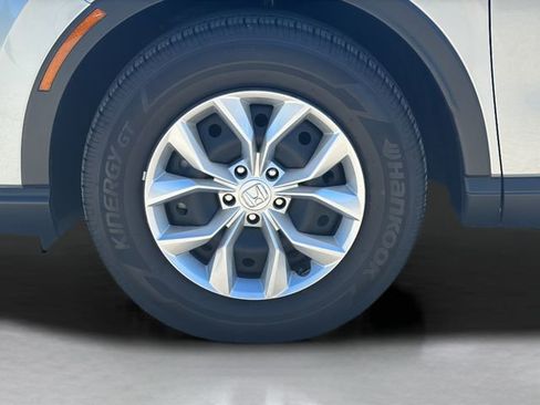 Used 2026 Honda CR-V LX image 5