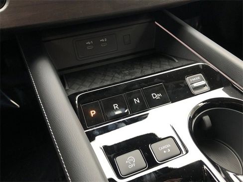 Certified 2025 Nissan Murano SL image 31