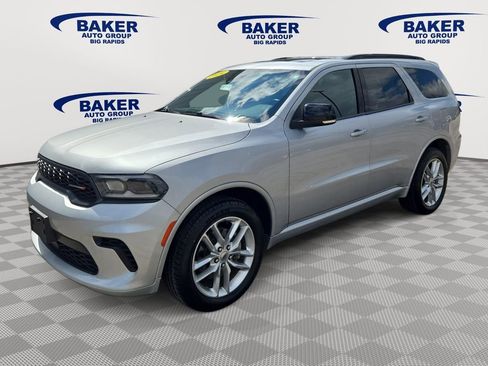 Used 2024 Dodge Durango GT AWD/4WD image 3
