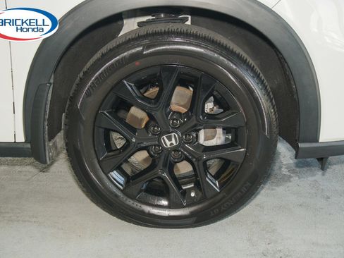 Certified 2024 Honda HR-V Sport image 41
