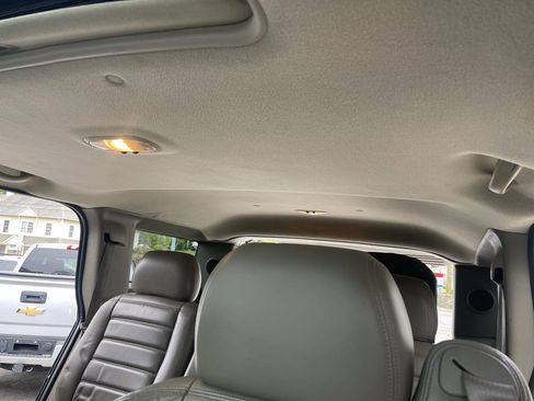 Used 2003 HUMMER H2 w/ Preferred Equipment Group AWD/4WD image 14