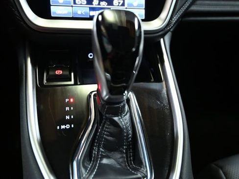 Certified 2025 Subaru Outback Limited w/ Popular Package #2 image 30