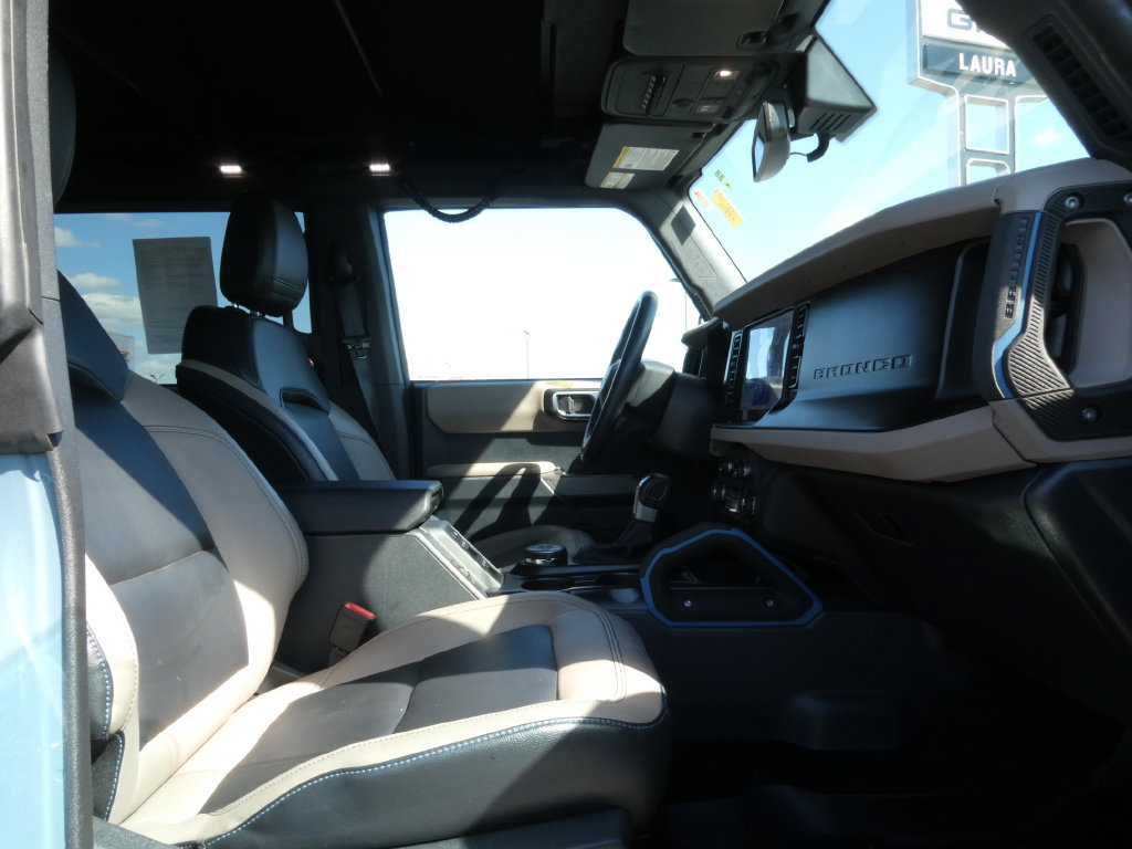 Used 2023 Ford Bronco Wildtrak AWD/4WD image 13