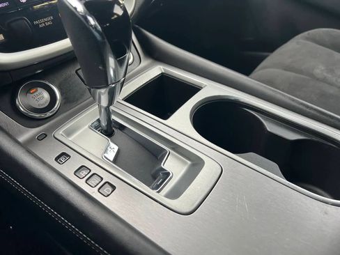 Used 2019 Nissan Murano SV image 18