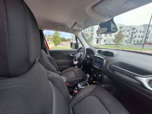 Used 2021 Jeep Renegade Sport FWD image 28