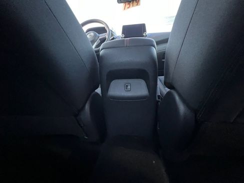 Certified 2025 Nissan Sentra SR image 30