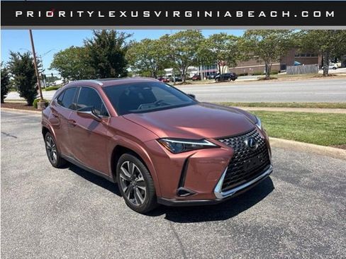 Certified 2026 Lexus UX 300h FWD w/ Accessory Package (Z2) image 1