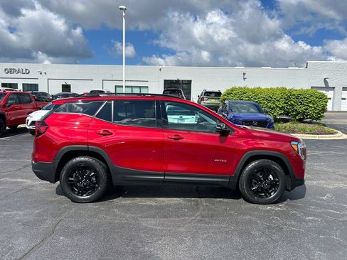 Certified 2023 GMC Terrain AT4 AWD/4WD image 11