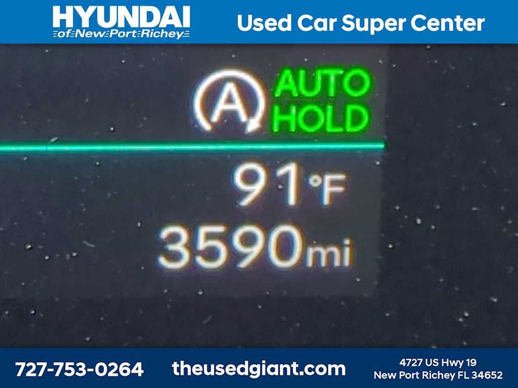 Used 2026 Hyundai Santa Fe SEL AWD/4WD image 32