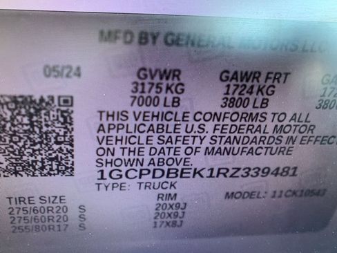 Used 2024 Chevrolet Silverado 1500 Custom AWD/4WD image 2