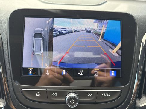 Used 2023 Chevrolet Equinox RS w/ RS Leather Package image 26