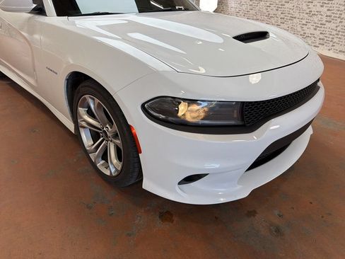 Used 2022 Dodge Charger R/T RWD image 9
