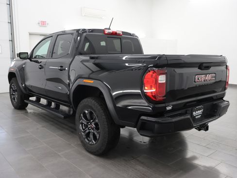 Used 2024 GMC Canyon Elevation w/ Elevation Premium Package AWD/4WD image 7