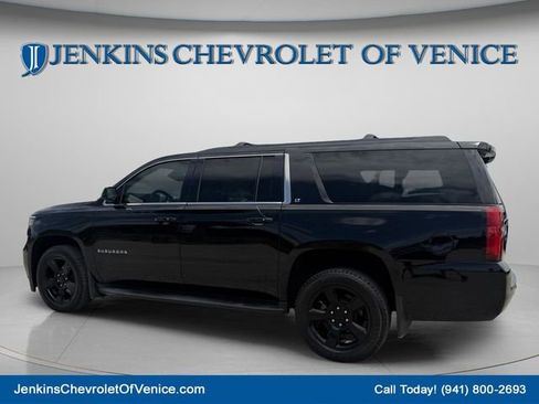 Used 2020 Chevrolet Suburban LT w/ Luxury Package AWD/4WD image 8