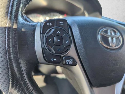 Used 2014 Toyota Camry SE image 16