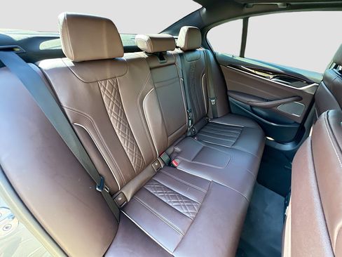 Certified 2023 BMW 540i w/ Premium Package image 30