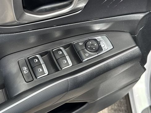 Used 2021 Kia Sorento S FWD image 17