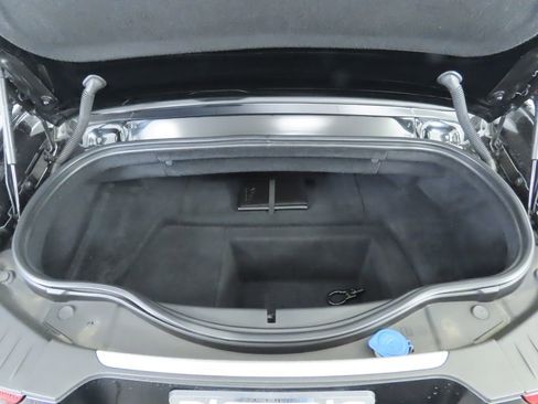 Used 2016 Jaguar F-TYPE Convertible image 32