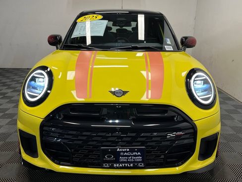 Used 2025 MINI Cooper S FWD image 2