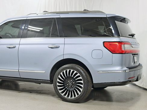 Used 2018 Lincoln Navigator Black Label w/ Cargo Package AWD/4WD image 10
