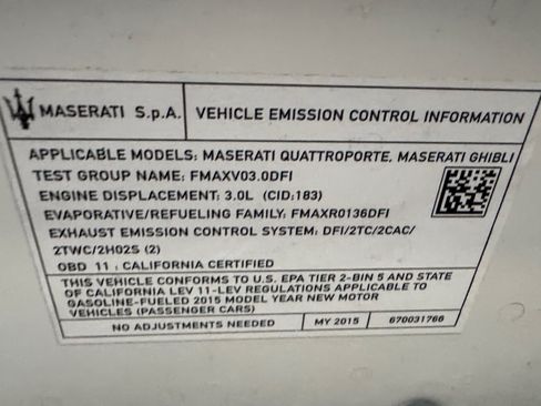 Used 2015 Maserati Ghibli RWD image 20