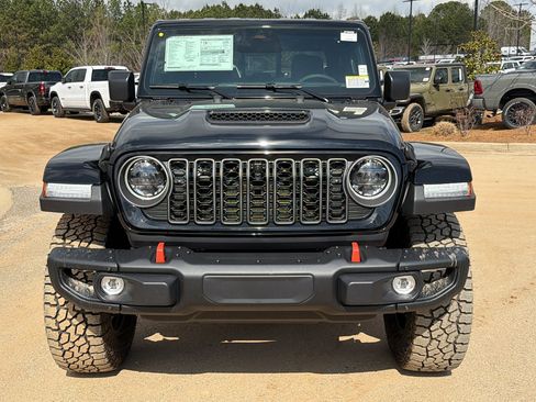 New 2026 Jeep Gladiator Mojave image 3