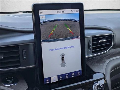 Used 2023 Ford Explorer Platinum w/ Technology Package image 14