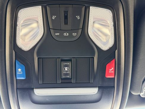 Used 2023 RAM 1500 Big Horn AWD/4WD image 29
