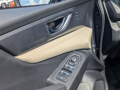 Used 2022 Subaru Ascent Limited w/ Technology Package image 27