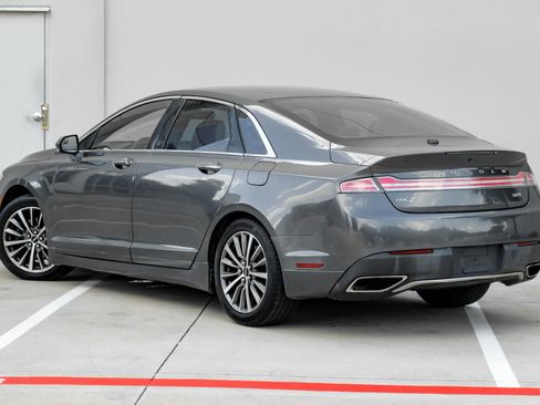 Used 2017 Lincoln MKZ Premiere FWD image 14
