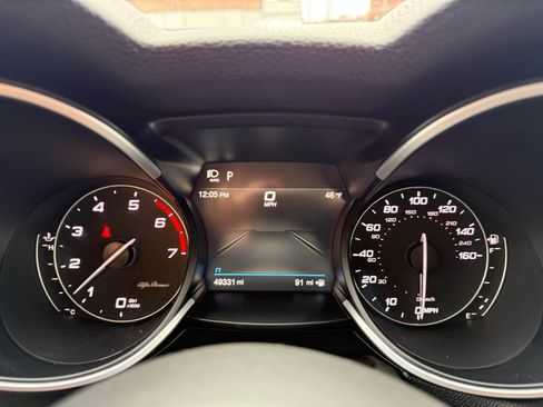 Used 2022 Alfa Romeo Stelvio Ti image 14