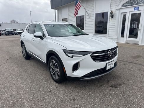 Certified 2023 Buick Envision Essence image 3