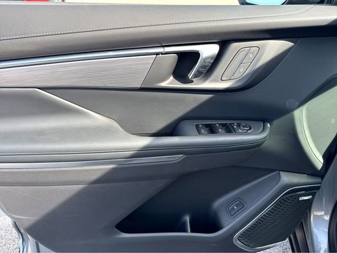 New 2026 Buick Enclave Preferred w/ LPO, Floor Liner Package FWD image 10