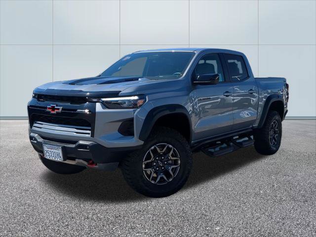 Used 2025 Chevrolet Colorado ZR2 AWD/4WD image 1