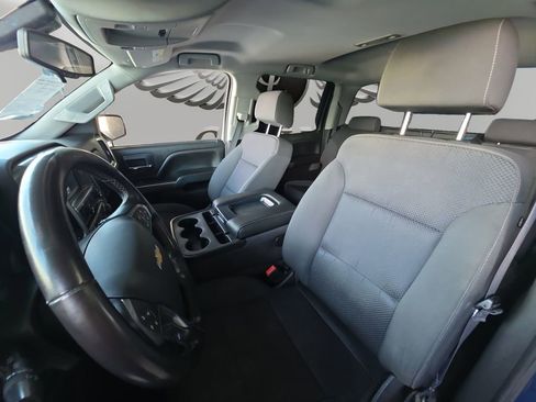 Used 2018 Chevrolet Silverado 1500 LT w/ LT Eassist Package AWD/4WD image 18