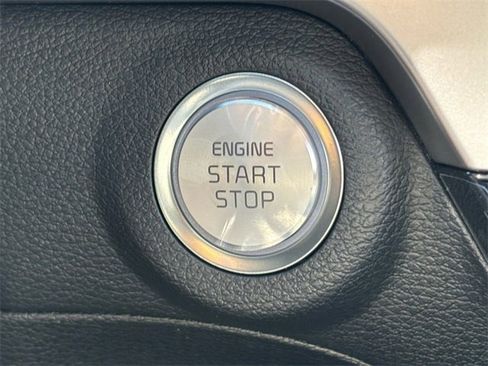 New 2025 Kia Telluride S image 22