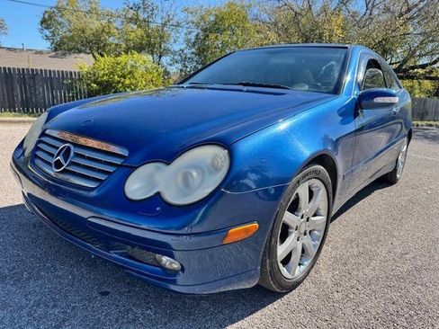 Used 2004 Mercedes-Benz C 230 Coupe image 2