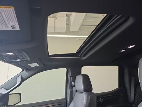 Used 2025 GMC Sierra 1500 AT4 w/ AT4 Premium Package image 58