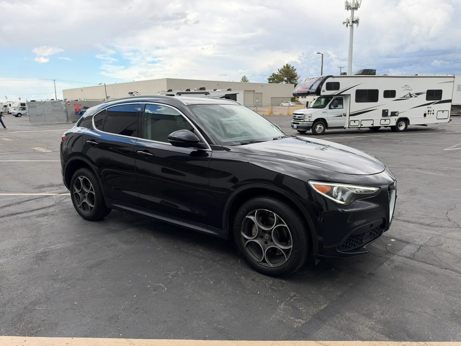 Used 2018 Alfa Romeo Stelvio AWD w/ Cold Weather Package image 7