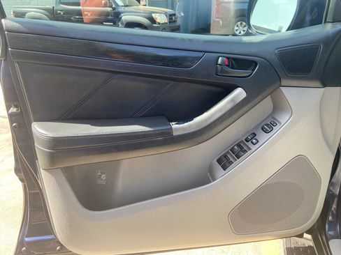 Used 2007 Toyota 4Runner Limited AWD/4WD image 17