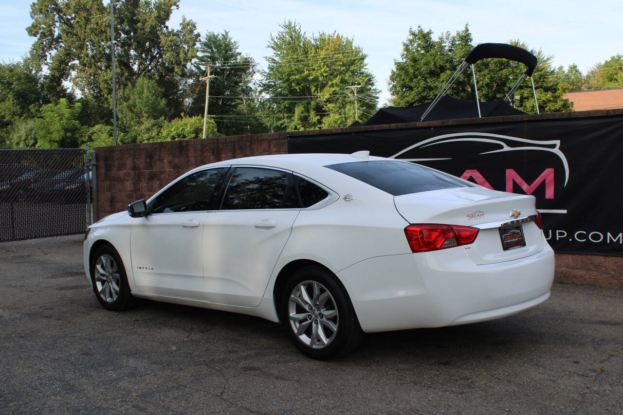 Used 2018 Chevrolet Impala LT FWD image 3